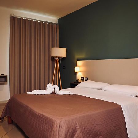Hotel Futuro Aversa Ngoại thất bức ảnh