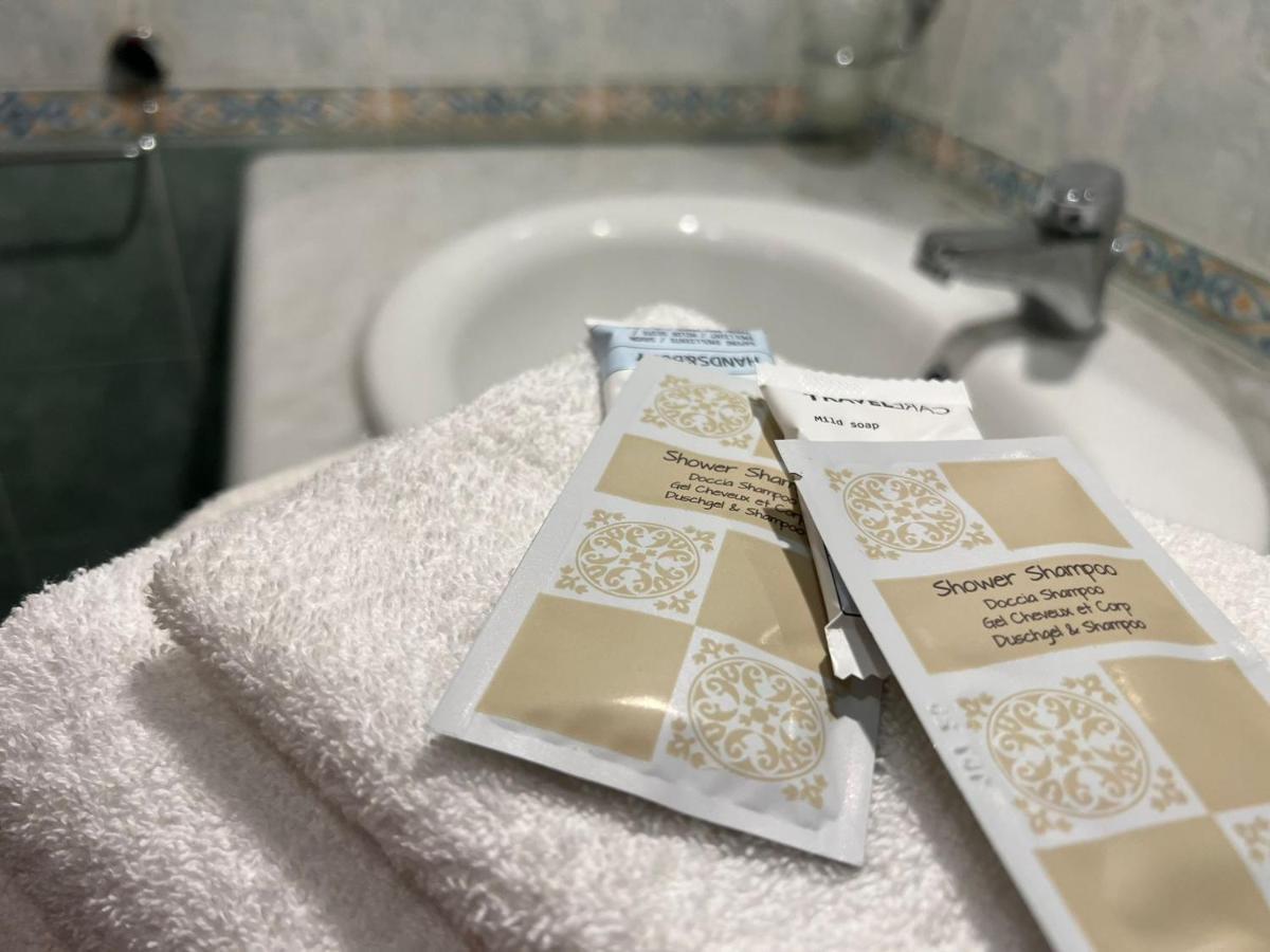 Hotel Futuro Aversa Ngoại thất bức ảnh