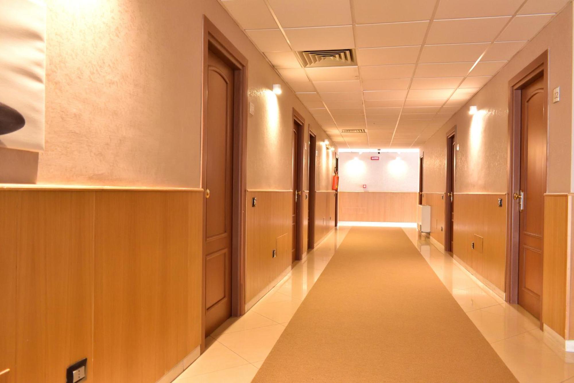 Hotel Futuro Aversa Ngoại thất bức ảnh