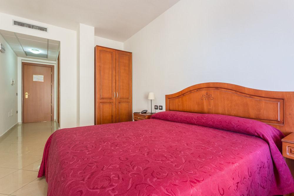 Hotel Futuro Aversa Ngoại thất bức ảnh