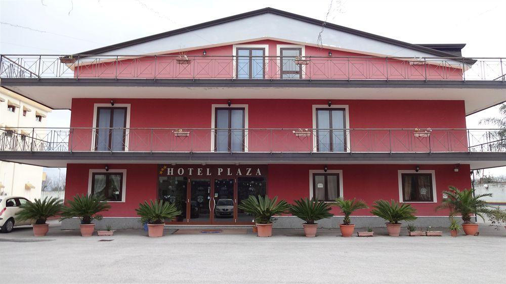 Hotel Futuro Aversa Ngoại thất bức ảnh